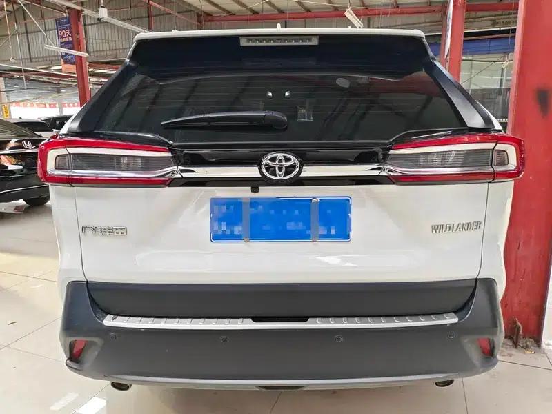 2024 Toyota RAV4 2.0L 2WD Leading Edition — миниатюра 5