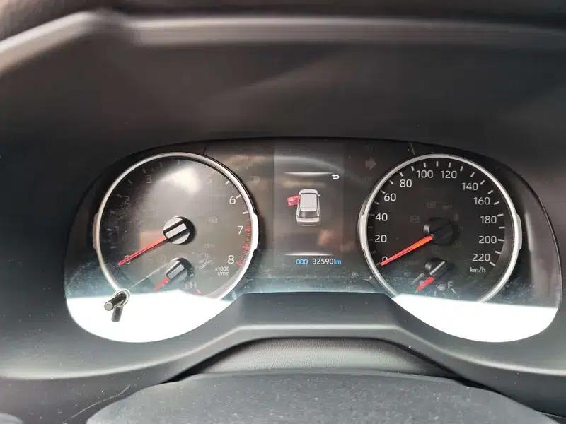 2024 Toyota RAV4 2.0L 2WD Leading Edition — миниатюра 17