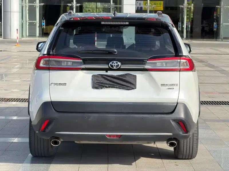 2020 Toyota RAV4 2.0L AWD Tech Edition — миниатюра 5