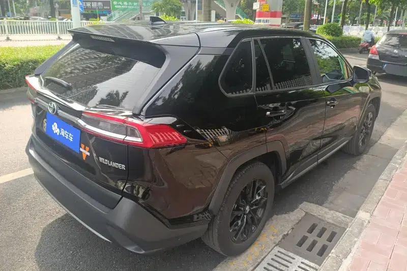 2024 Toyota RAV4 2.0L 2WD Leading Edition — миниатюра 3