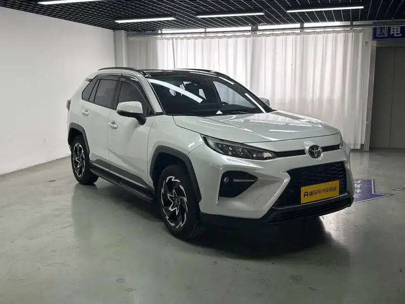 2020 Toyota RAV4 2.0L AWD Tech Edition — миниатюра 3
