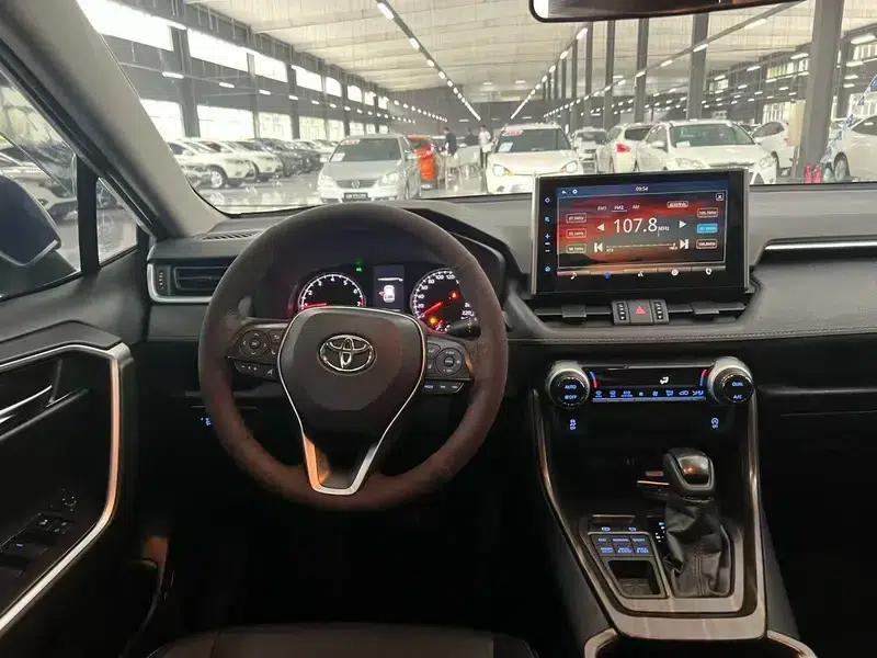 2020 Toyota RAV4 2.0L AWD Luxury Edition — миниатюра 15