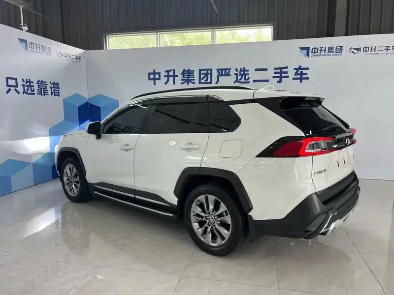 2020 Toyota RAV4 2.0L AWD Luxury Edition — миниатюра 3