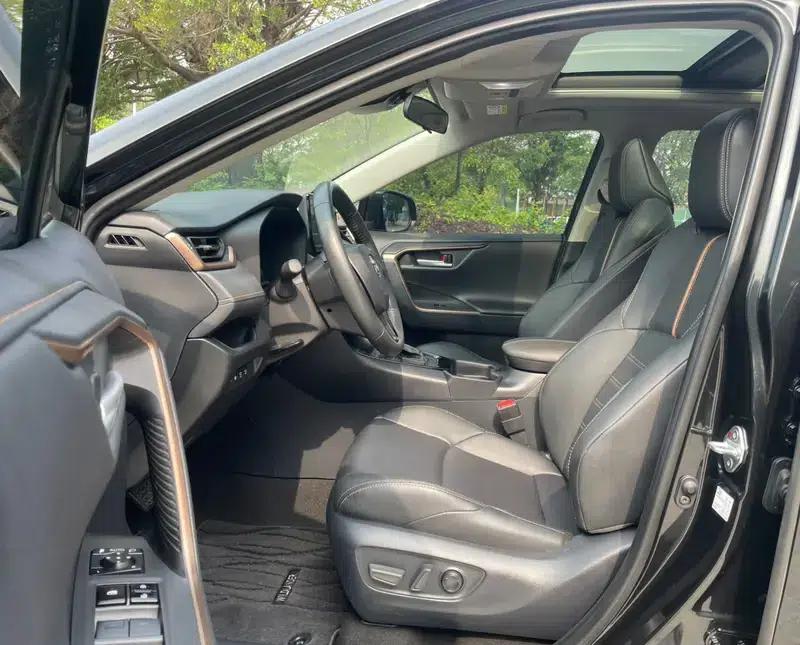 2024 Toyota RAV4 2.0L 2WD Luxury PLUS Edition — миниатюра 20