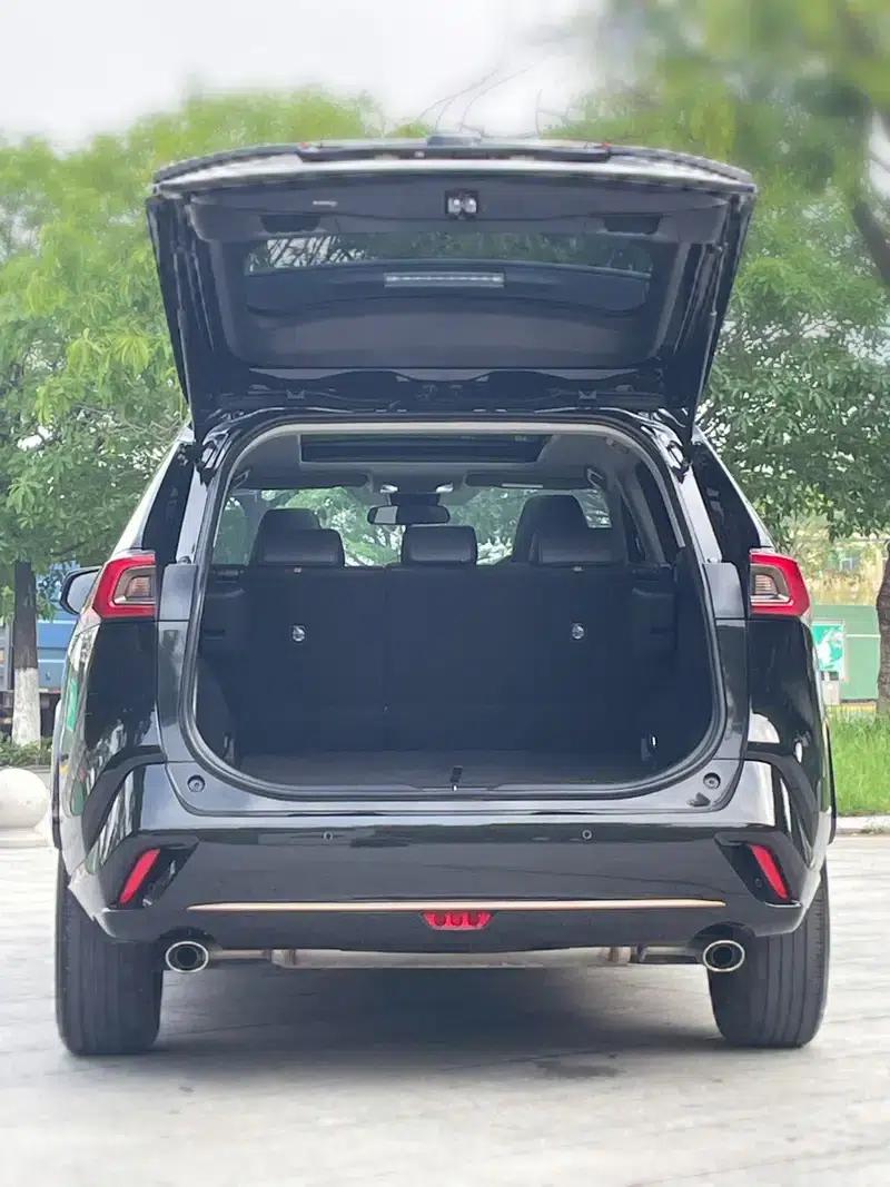 2024 Toyota RAV4 2.0L 2WD Luxury PLUS Edition — миниатюра 6