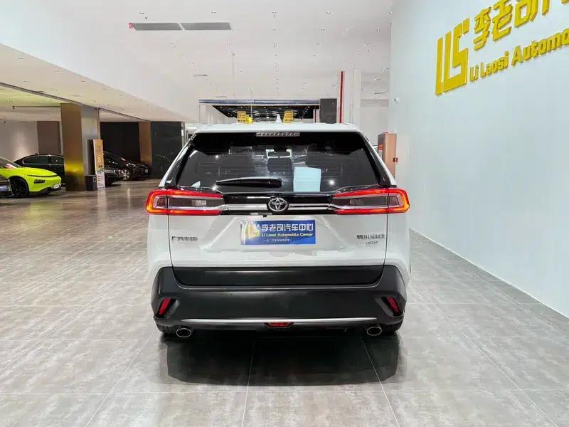 2020 Toyota RAV4 2.0L AWD Luxury Edition — миниатюра 6