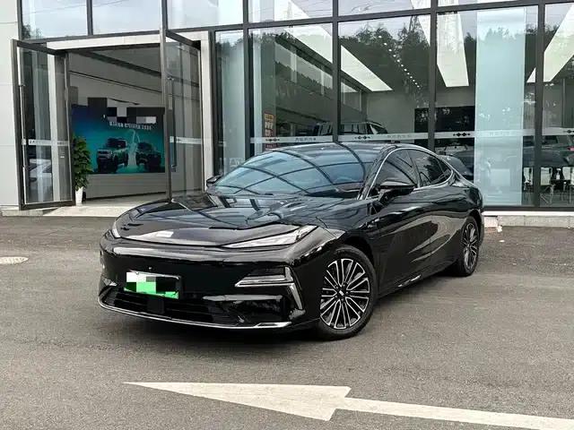 Galaxy Star 8 2025 Model 130km EM-i Premium Edition