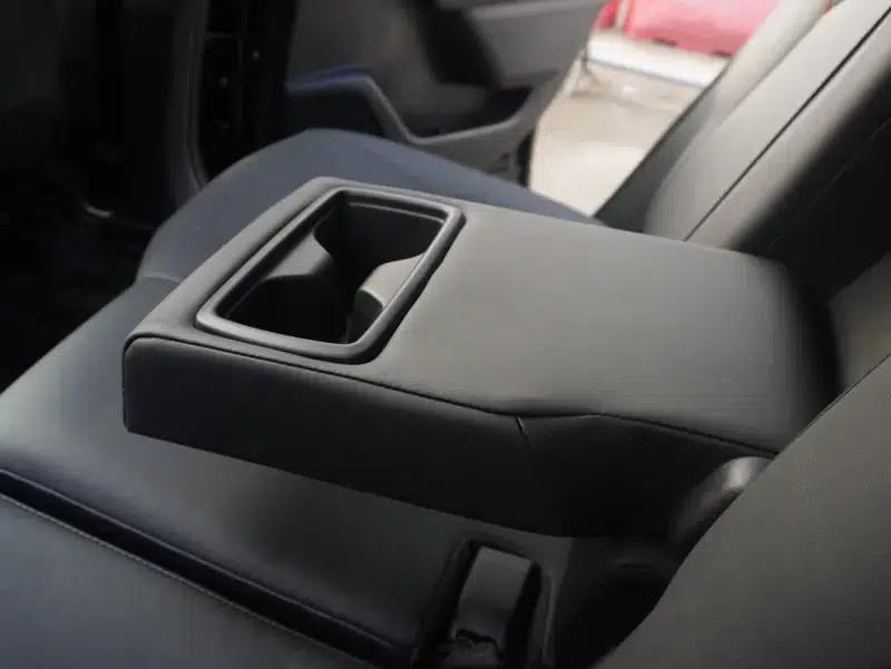 Crown Land Cruiser 2024 Intelligent Hybrid Dual Engine 2.5L E-CVT AWD Premium Edition — миниатюра 30