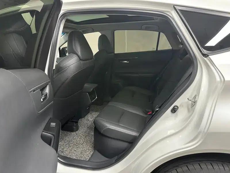 Venza 2022 Hybrid 2.5L CVT 4WD Supreme Edition — миниатюра 18