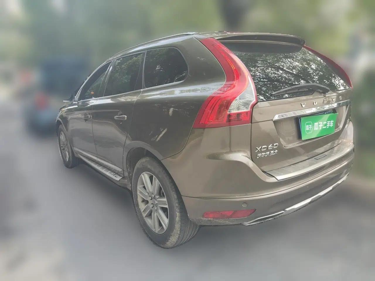 Volvo XC60 2016 T5 AWD Zhiyuan Edition — миниатюра 4