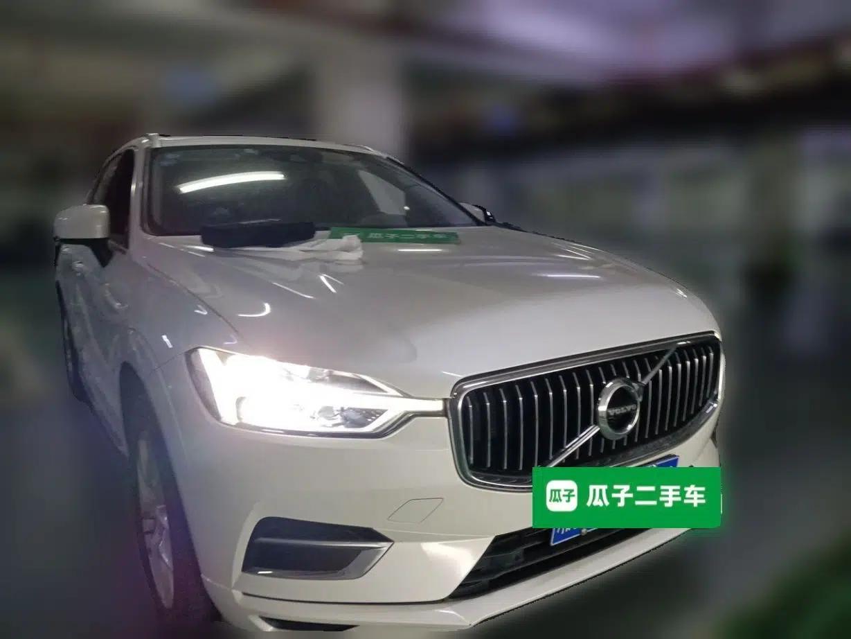 Volvo XC60 2020 T5 4x4 Zhiyi Luxury Edition — миниатюра 3