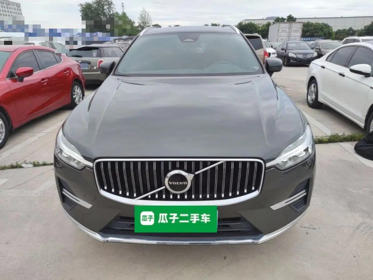 Volvo XC60 2022 B5 4x4 Zhiyi Luxury Edition — миниатюра 2