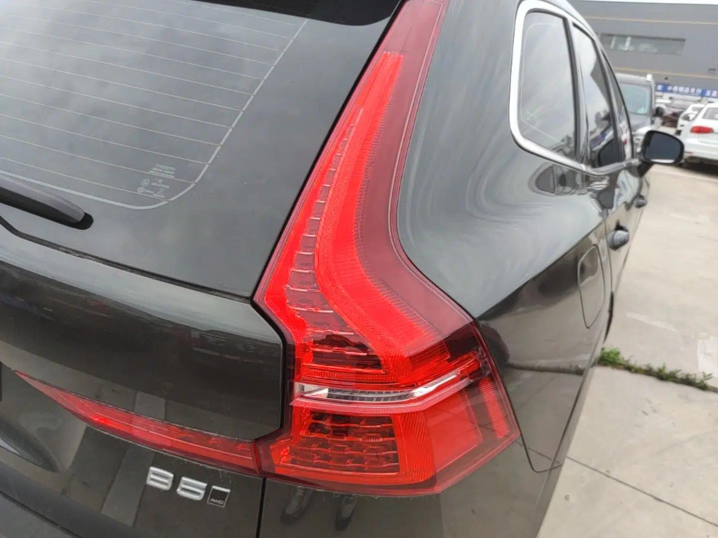 Volvo XC60 2022 B5 4x4 Zhiyi Luxury Edition — миниатюра 9