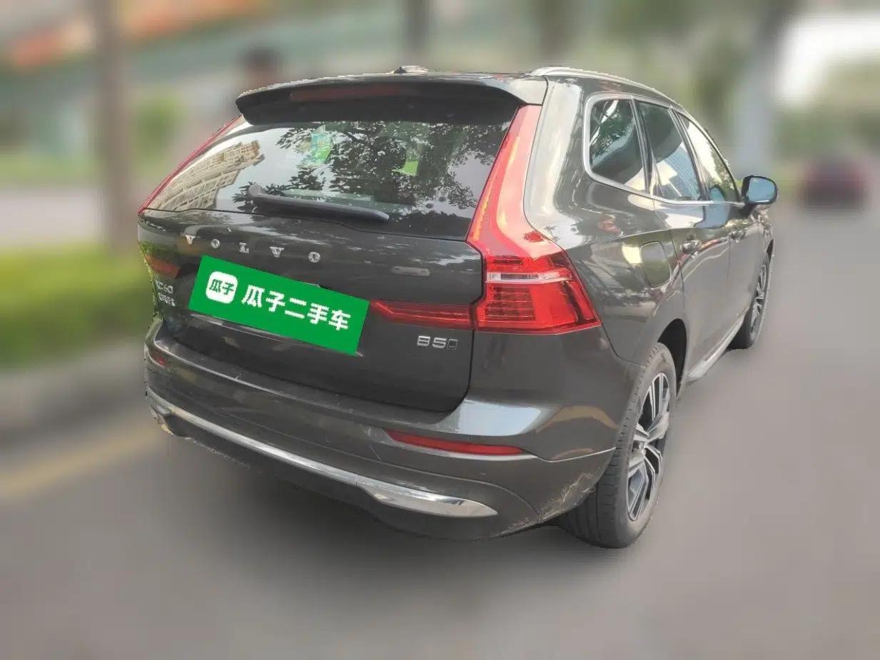 Volvo XC60 2022 B5 4x4 Smart Luxury Edition — миниатюра 6