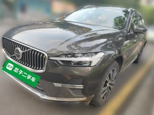 Volvo XC60 2022 B5 4x4 Smart Luxury Edition