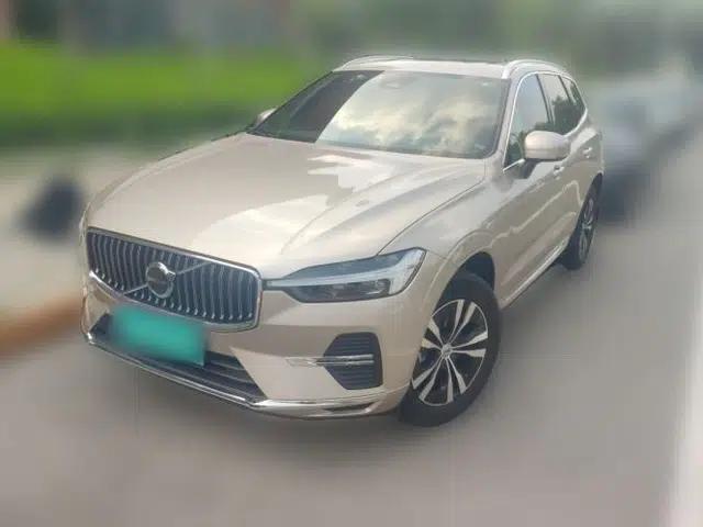 Volvo XC60 2024 B5 4x4 Smart Luxury Edition