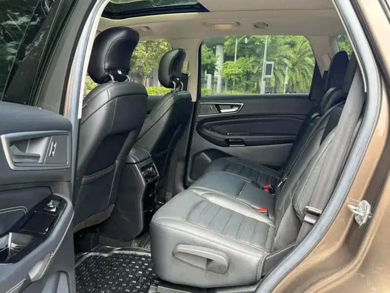 2016 Ford Edge EcoBoost 245 2WD Luxury 7-seater — миниатюра 13
