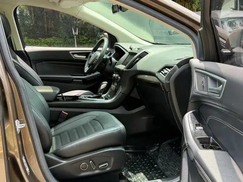 2016 Ford Edge EcoBoost 245 2WD Luxury 7-seater — миниатюра 9