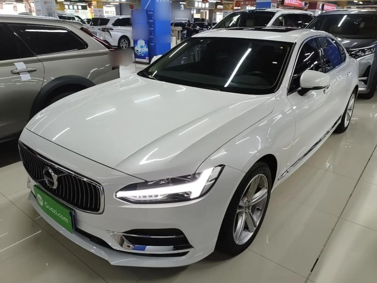 Volvo S90 2019 T5 Zhiyi Edition — миниатюра 1