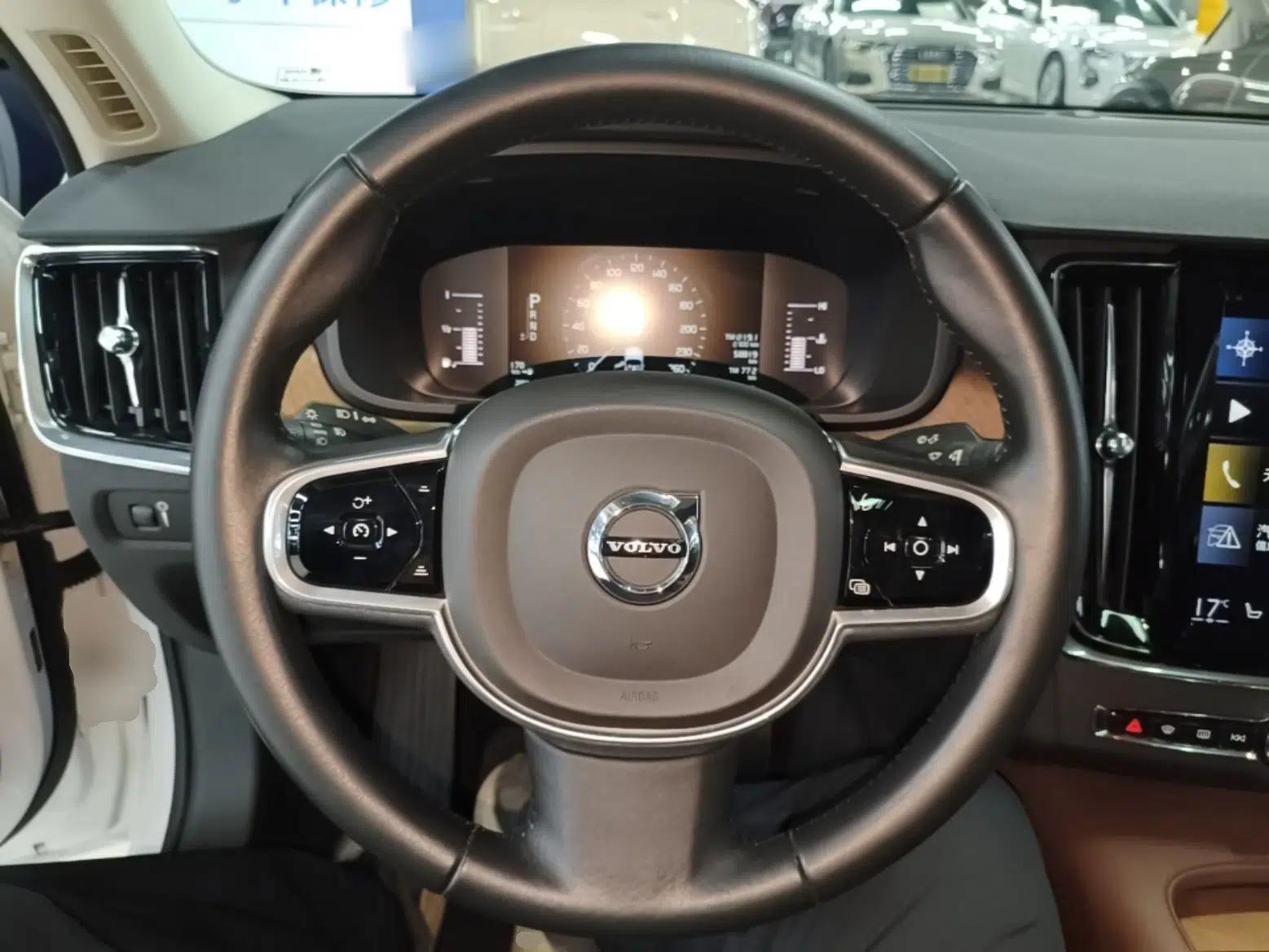 Volvo S90 2019 T5 Zhiyi Edition — миниатюра 13