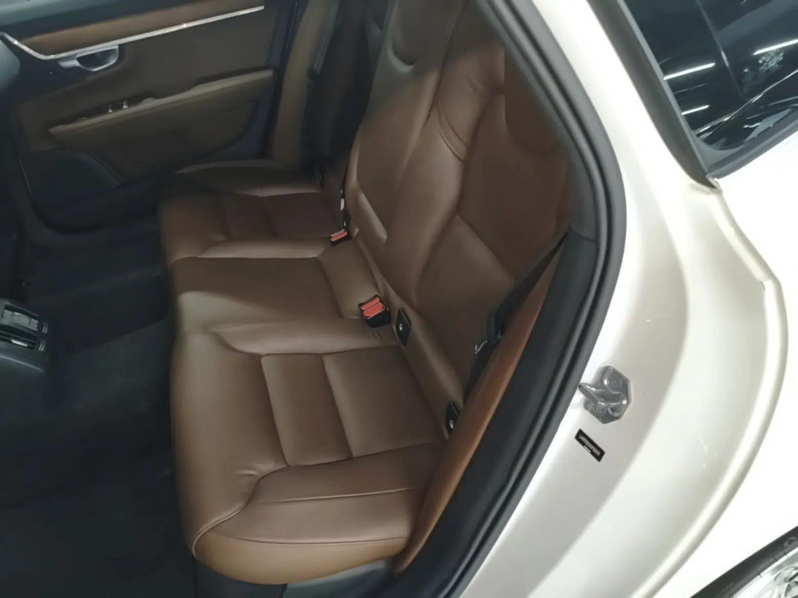 Volvo S90 2019 T5 Zhiyi Edition — миниатюра 20