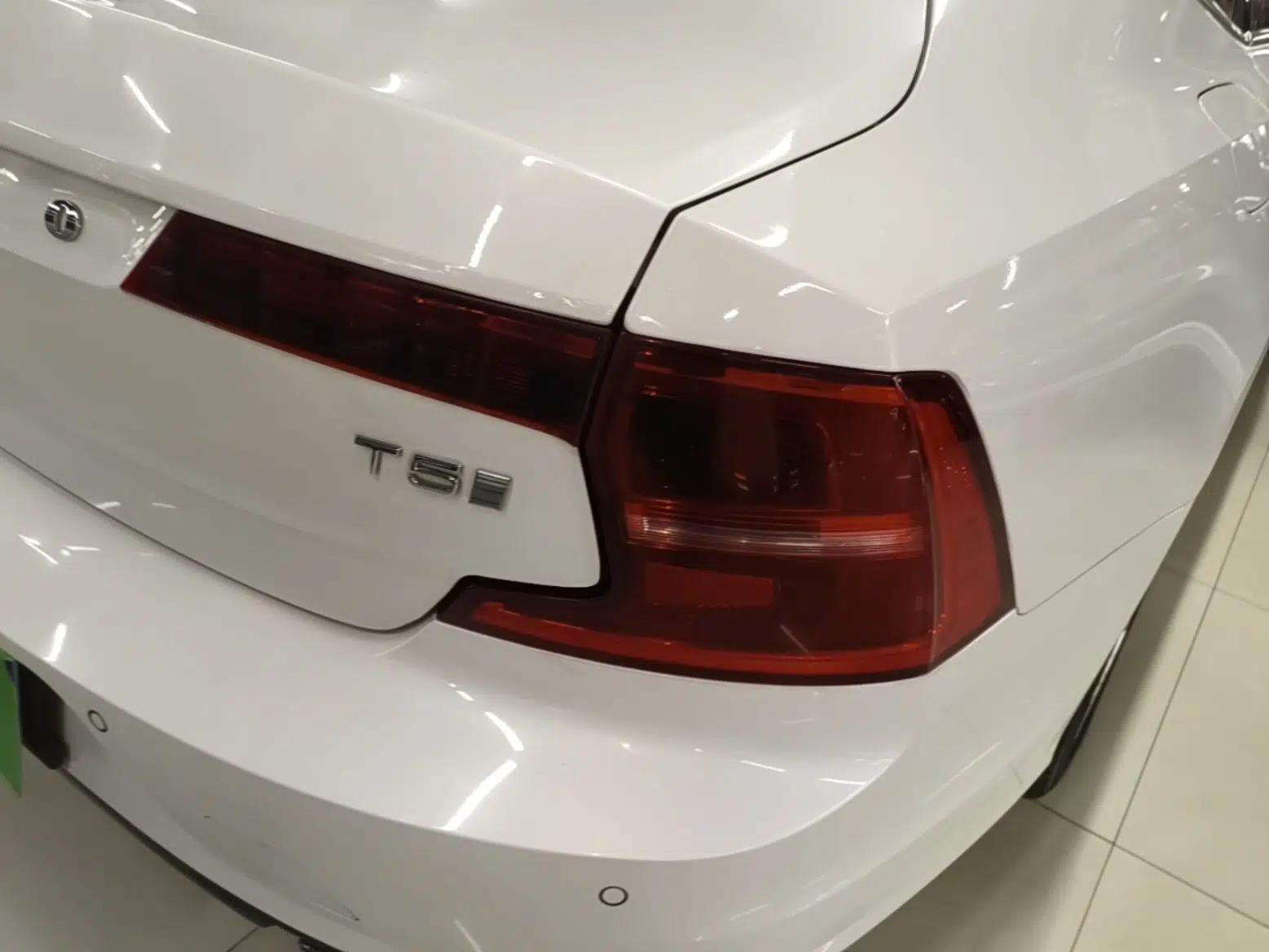 Volvo S90 2019 T5 Zhiyi Edition — миниатюра 9