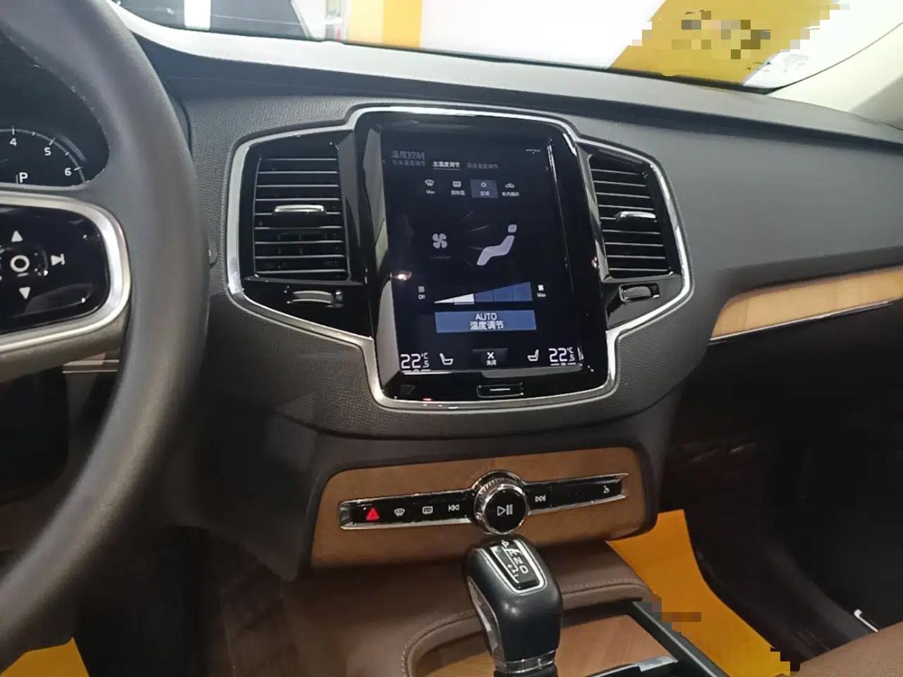 Volvo XC90 2019 T6 Zhiyi Edition 7-Seater China VI Standard — миниатюра 20