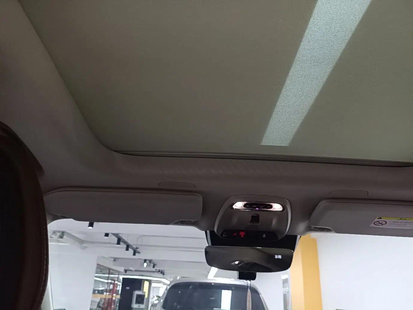 Volvo XC90 2019 T6 Zhiyi Edition 7-Seater China VI Standard — миниатюра 26