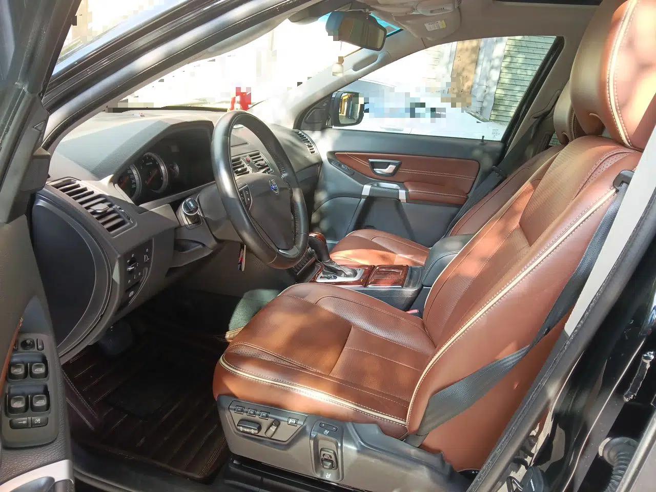 Volvo XC90 — миниатюра 15