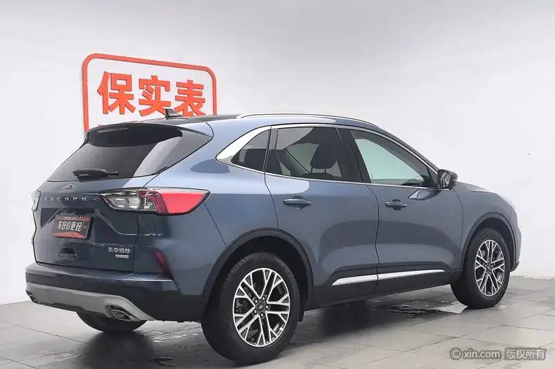 Escape 2020 EcoBoost 245 2WD Premium Edition — миниатюра 4