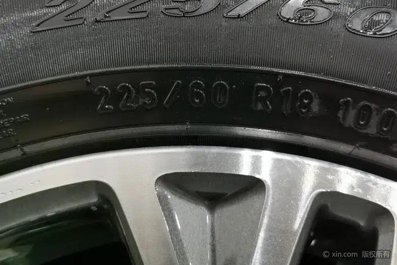 Escape 2020 EcoBoost 245 2WD Premium Edition — миниатюра 10