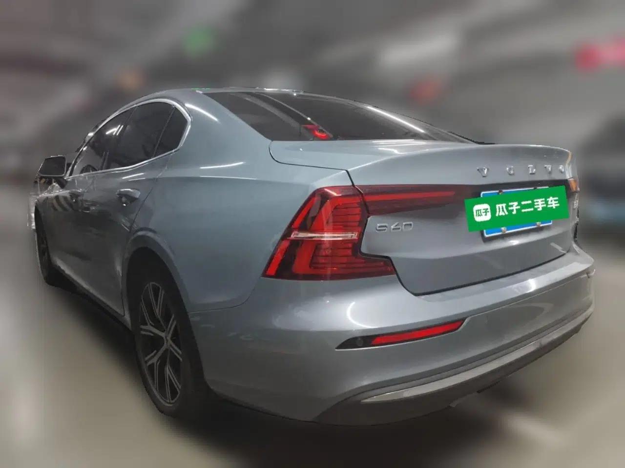 Volvo S60 2023 B4 Zhiyi Luxury Edition — миниатюра 4