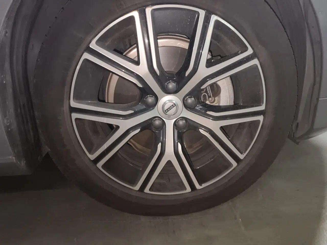 Volvo S60 2023 B4 Zhiyi Luxury Edition — миниатюра 8
