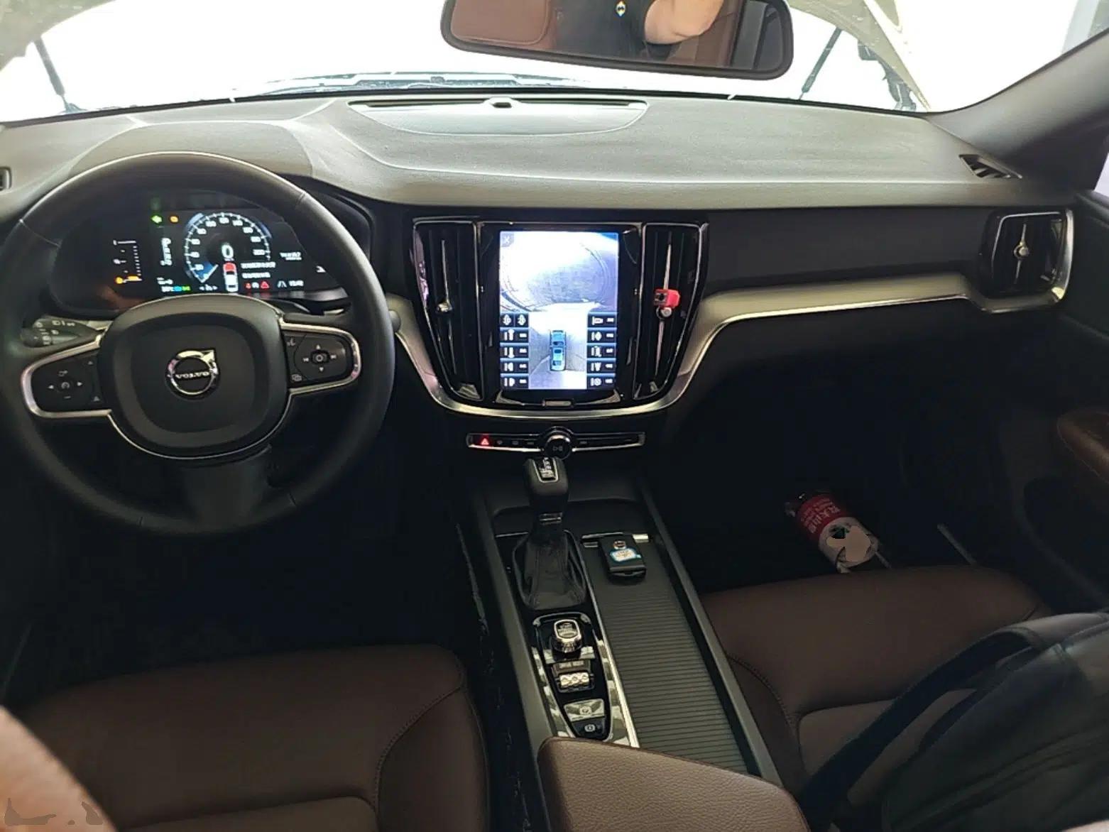 Volvo S60 2021 T4 Zhiyi Luxury Edition — миниатюра 17