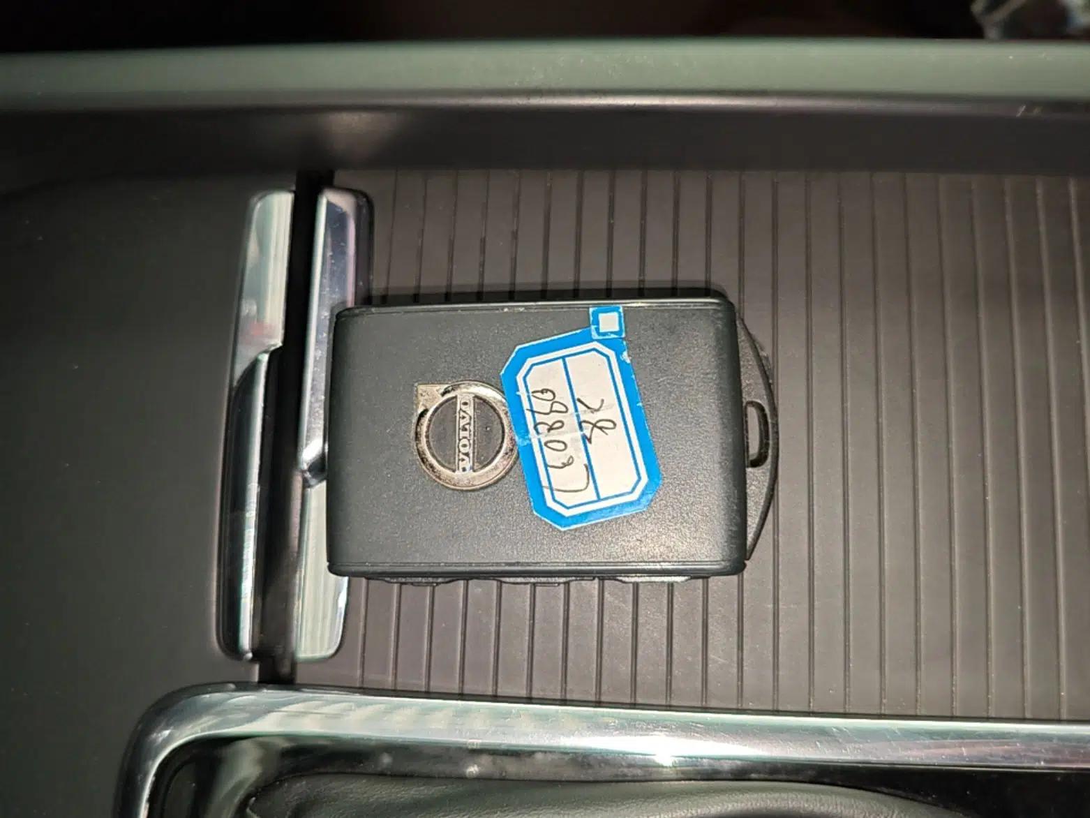 Volvo S60 2021 T4 Zhiyi Luxury Edition — миниатюра 28