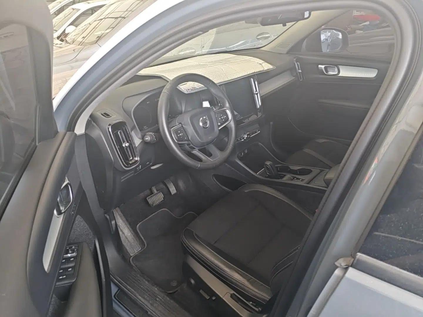 Volvo XC40 2020 T3 Smart & Stylish Edition — миниатюра 23