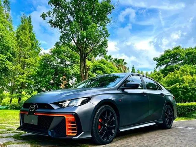 Shadow Leopard 2022 270T J16 R-Style Track Edition