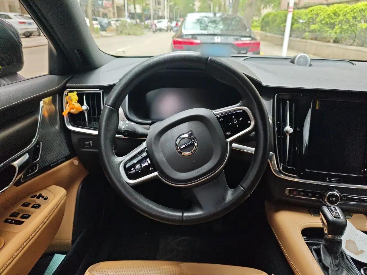 Volvo V90 2019 Cross Country T5 AWD Luxury Edition China VI Standard — миниатюра 10