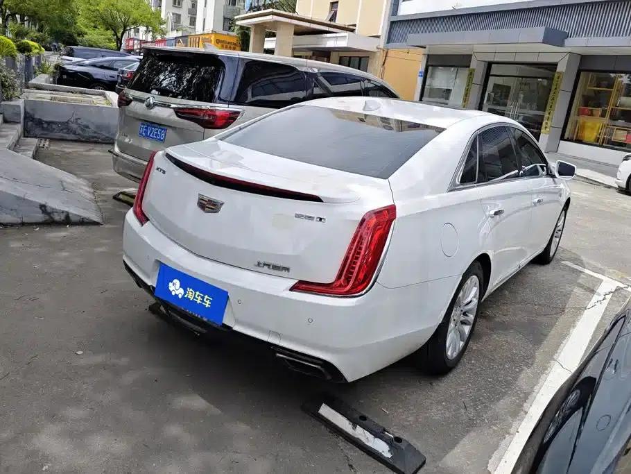 2018 Cadillac XTS 28T Technology Edition — миниатюра 3
