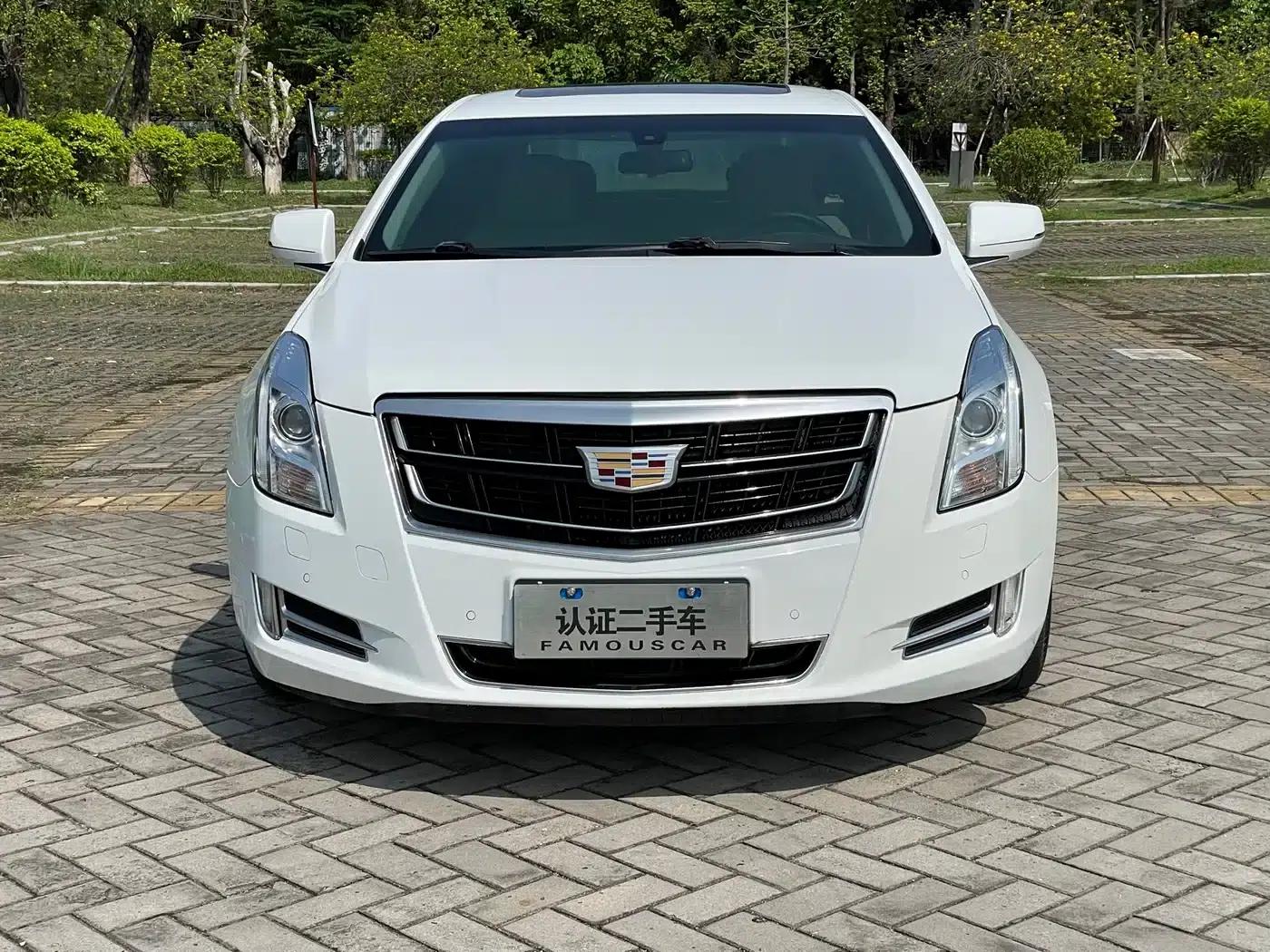 2017 Cadillac XTS 28T Technology Edition — миниатюра 2