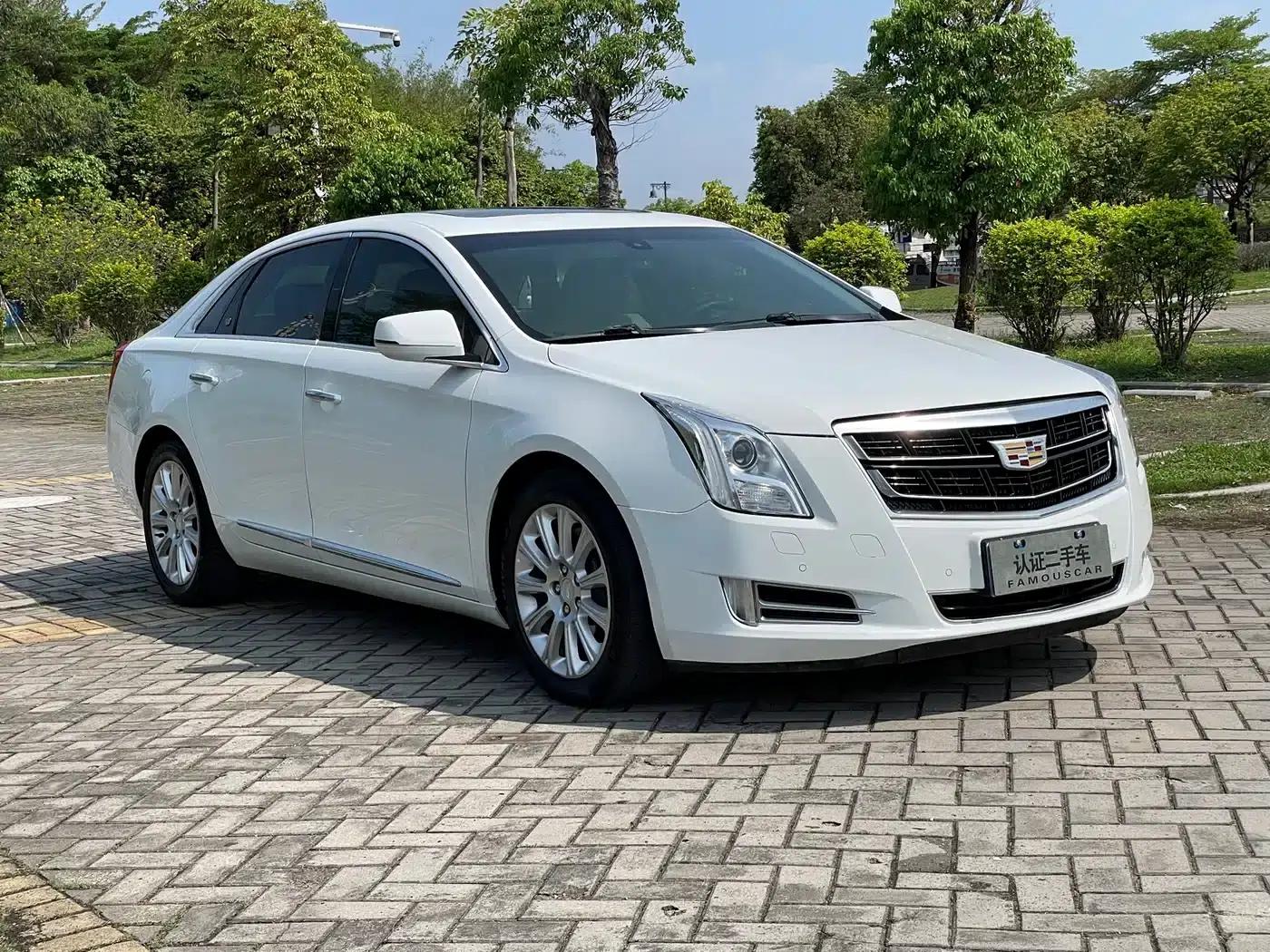 2017 Cadillac XTS 28T Technology Edition — миниатюра 3