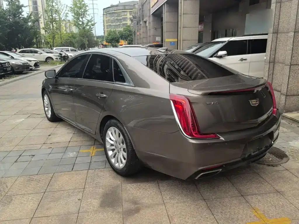 2018 Cadillac XTS 28T Elite — миниатюра 5