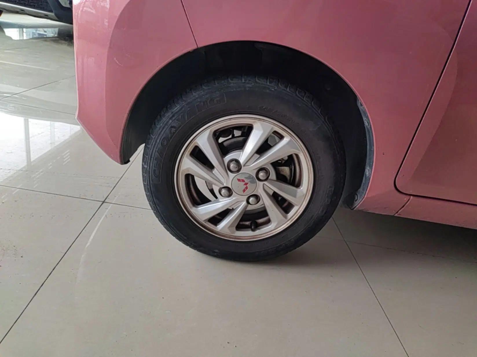 Wuling Hongguang MINIEV 2020 Zizai Version Lithium-NMC — миниатюра 10