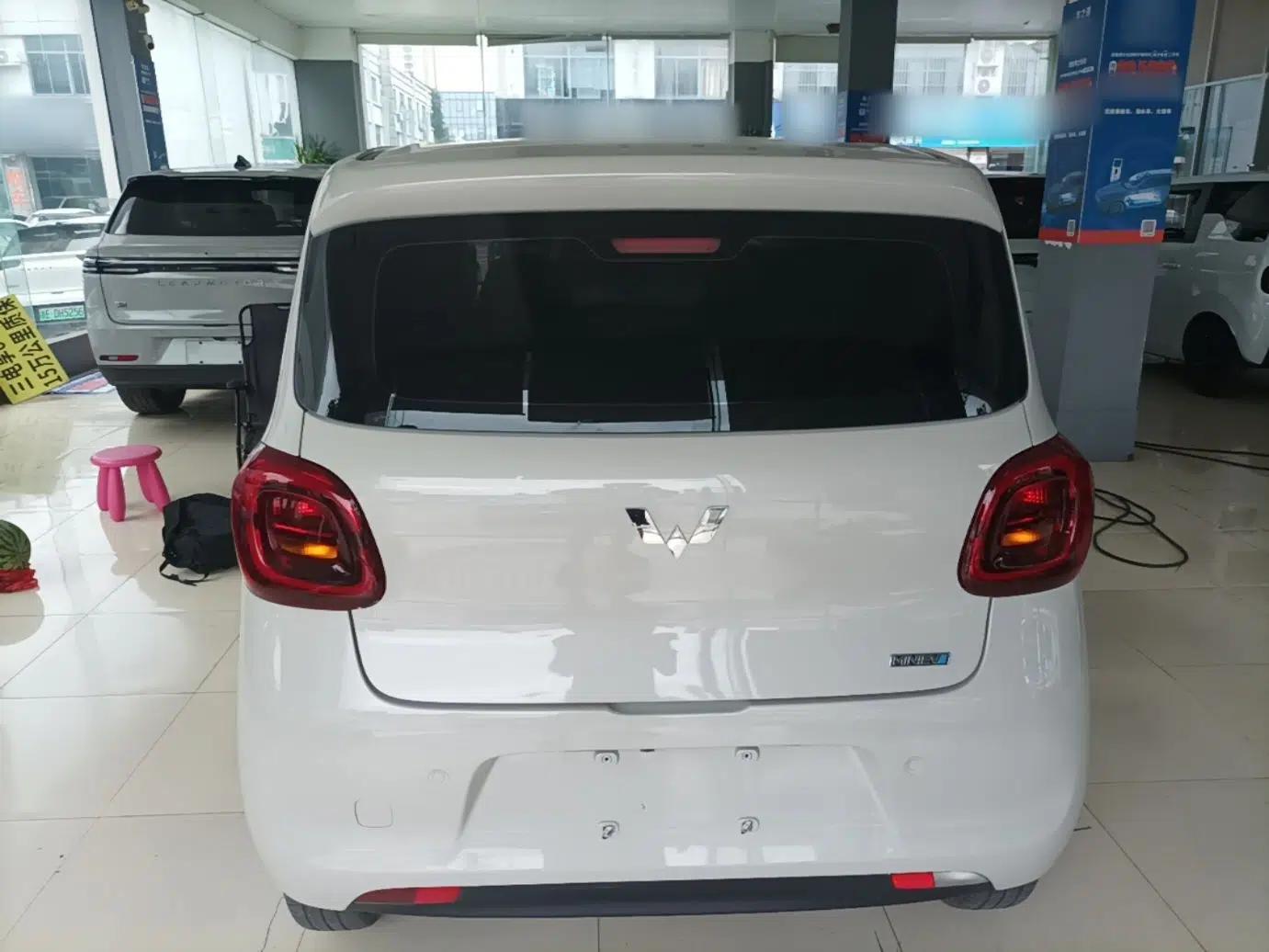 Wuling Hongguang MINIEV 2025 Four-Door Version Advanced Edition — миниатюра 5