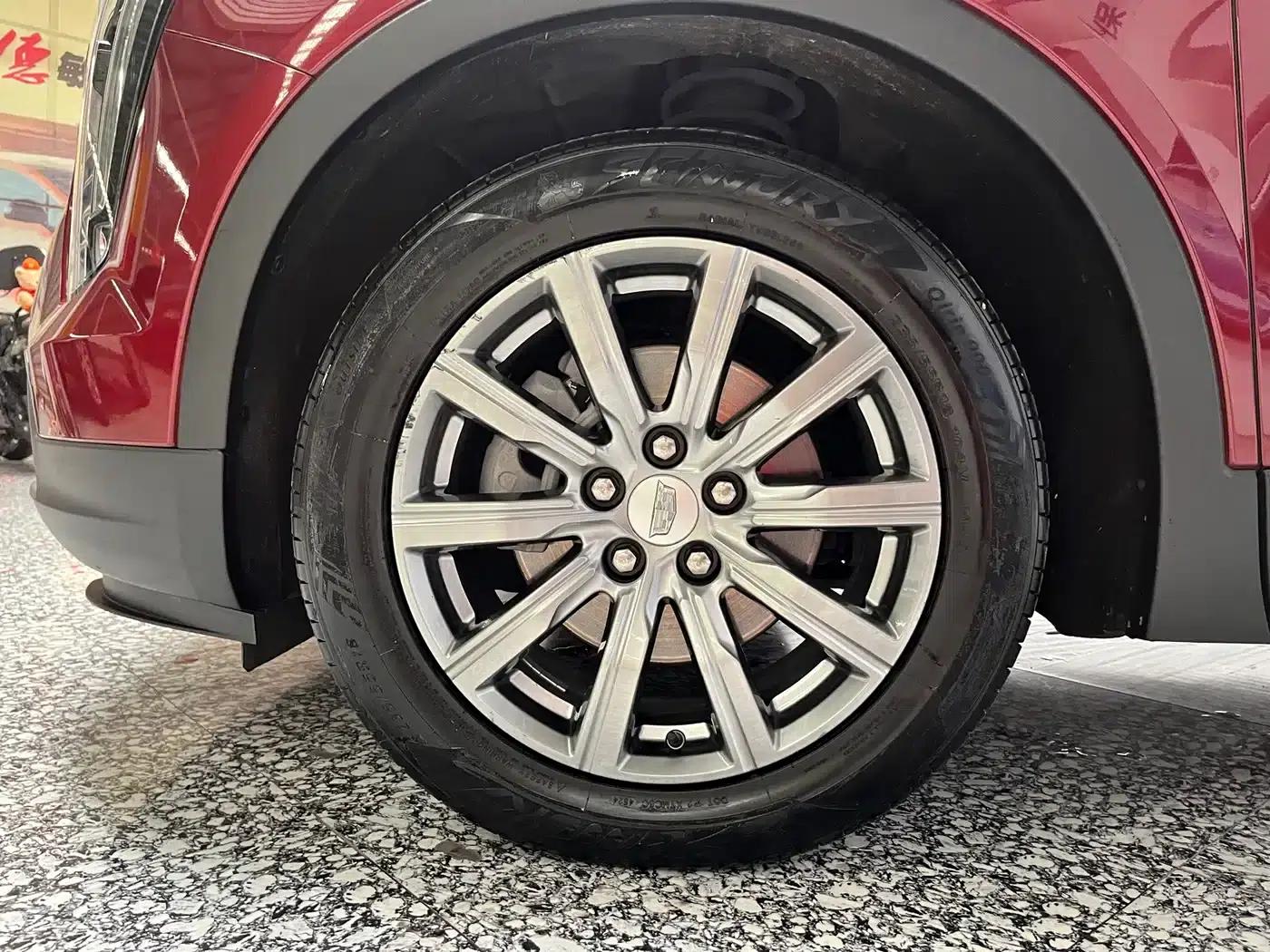 Cadillac XT4 2020 28T Two-Wheel Drive Premium Edition — миниатюра 15