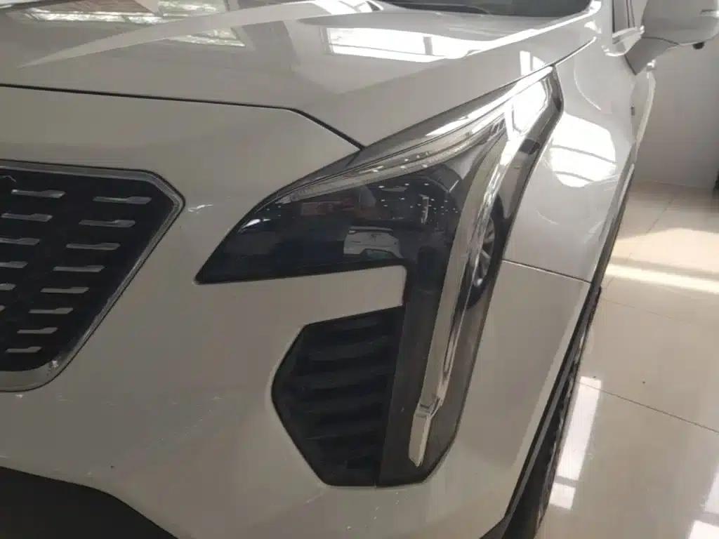 Cadillac XT4 2021 28T Two-Wheel Drive Premium Edition — миниатюра 24