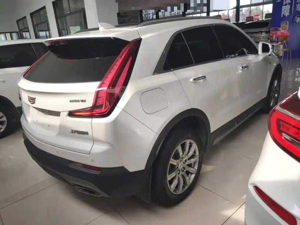 Cadillac XT4 2021 28T Two-Wheel Drive Premium Edition — миниатюра 7