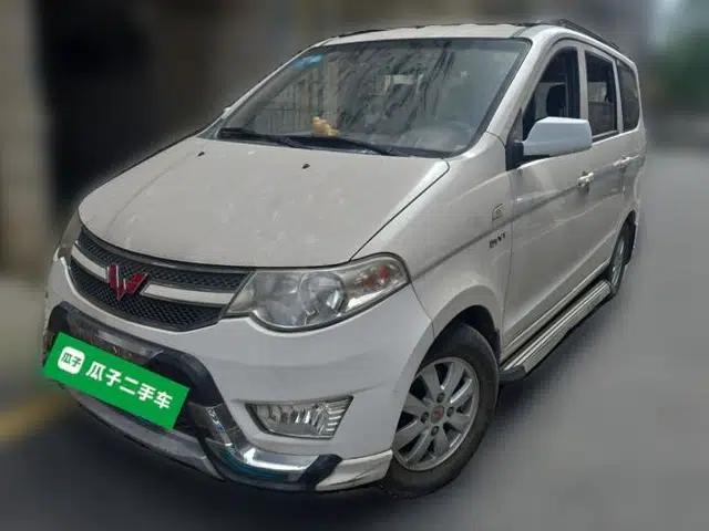 Wuling Hongguang 2014 1.5L S Standard Version