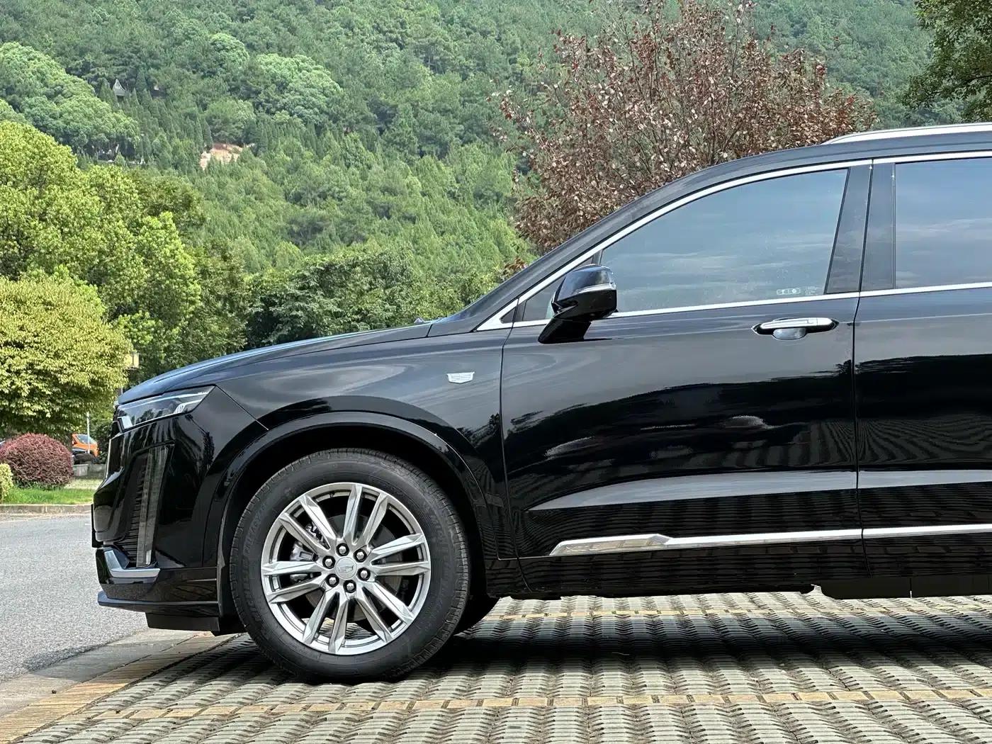 Cadillac XT6 2022 2.0T Six-Seat AWD Luxury — миниатюра 5