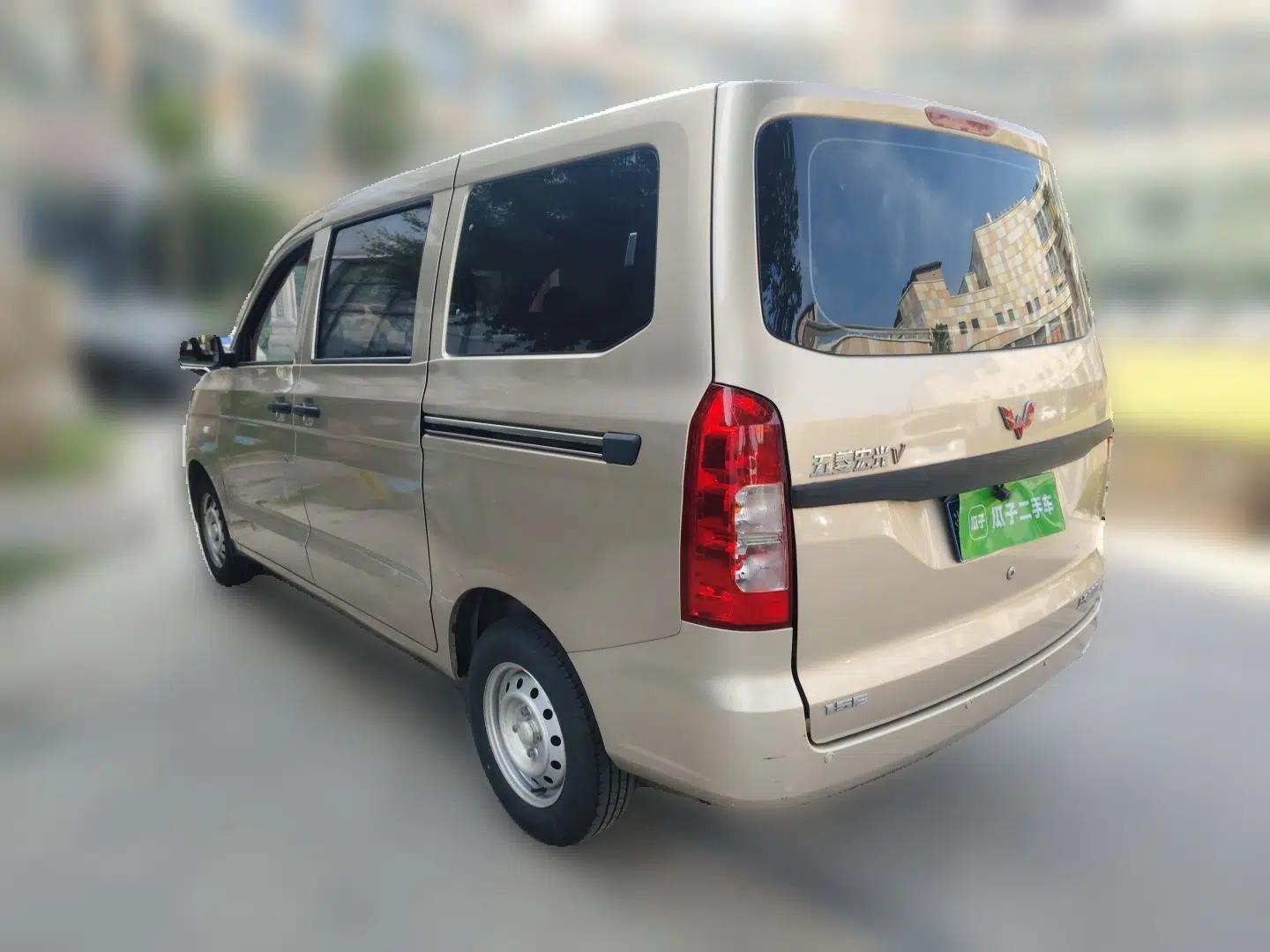 Wuling Hongguang V 2021 1.5L Jingqu Version LAR — миниатюра 4